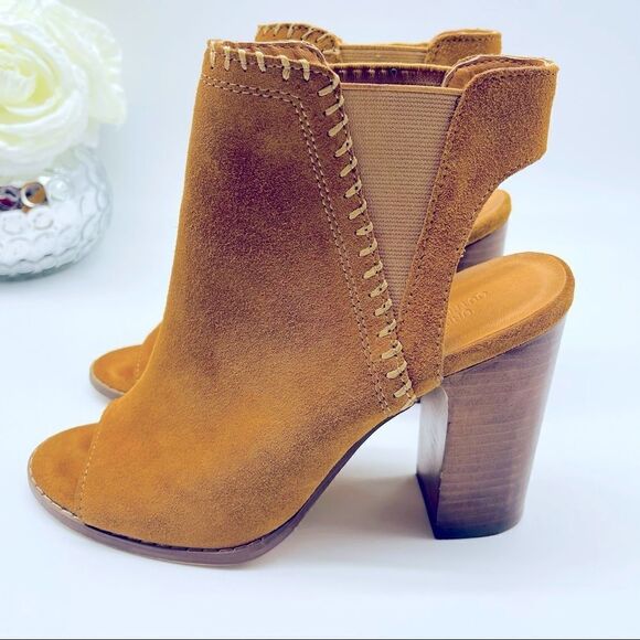 UO Urban Outfitters UO Brown Suede PeepToe Ankle Booties Size 8 - Picture 1 of 15